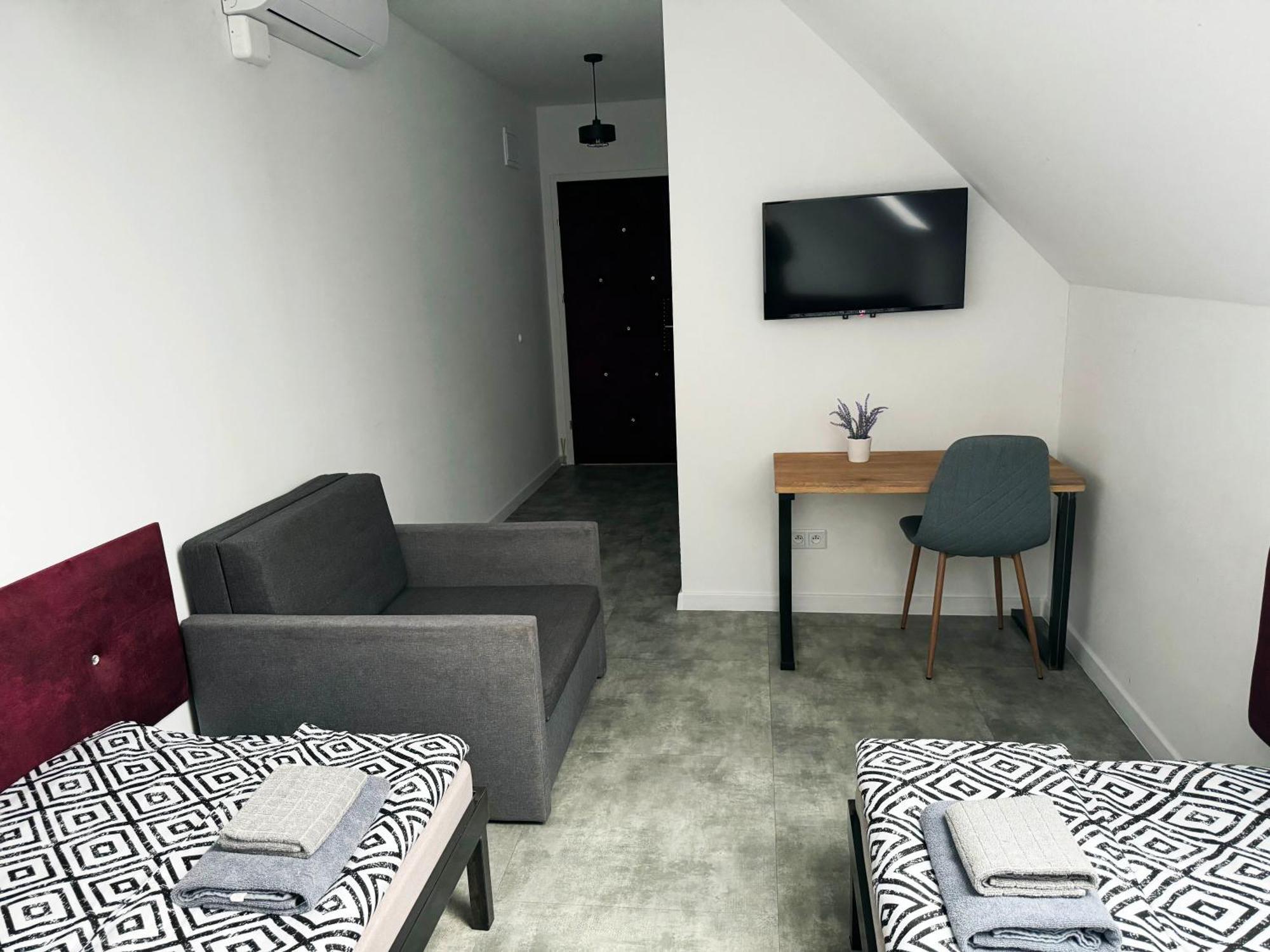 Pokoje Pod Palacem Koszecin Buitenkant foto