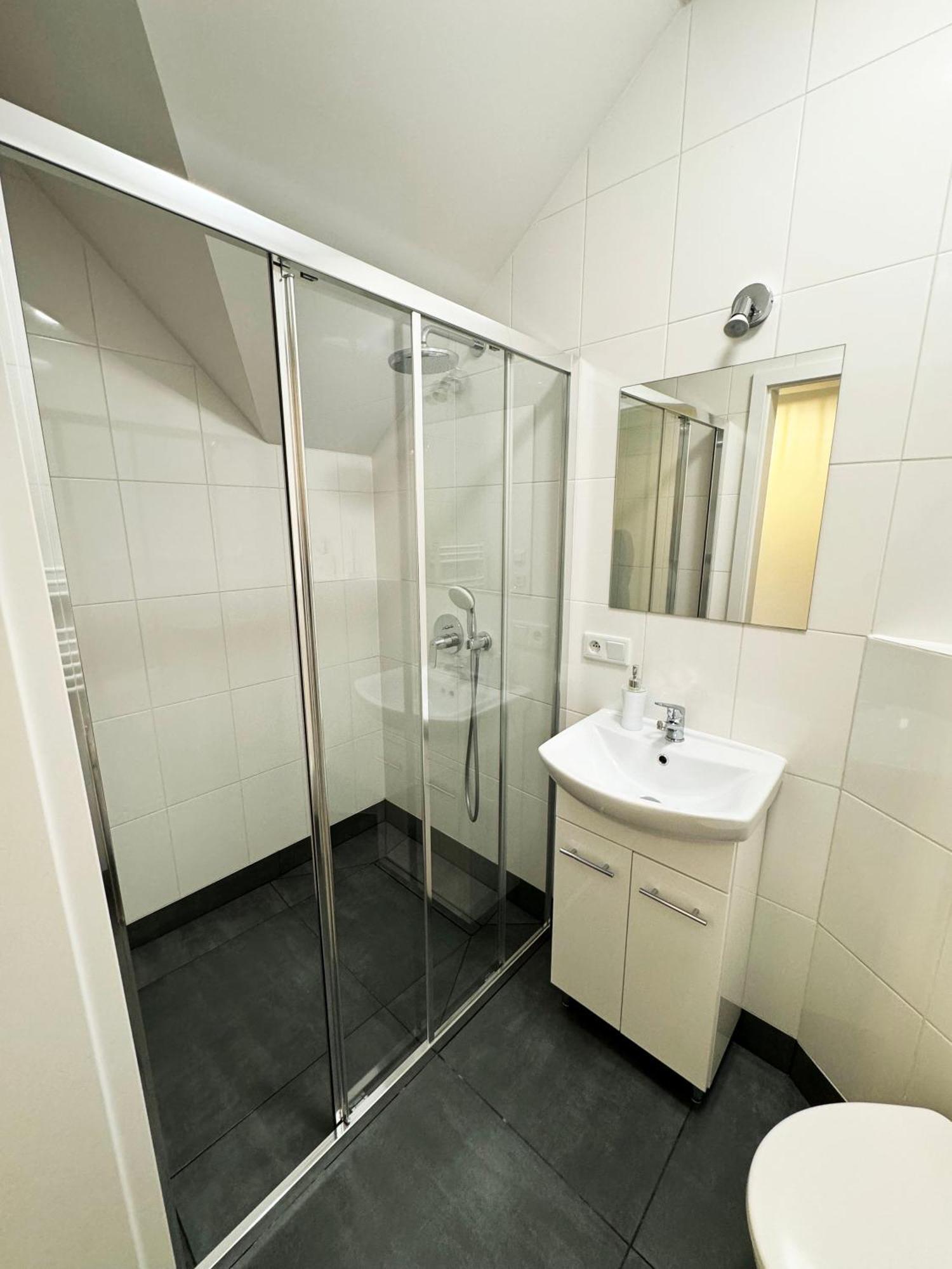 Pokoje Pod Palacem Koszecin Kamer foto